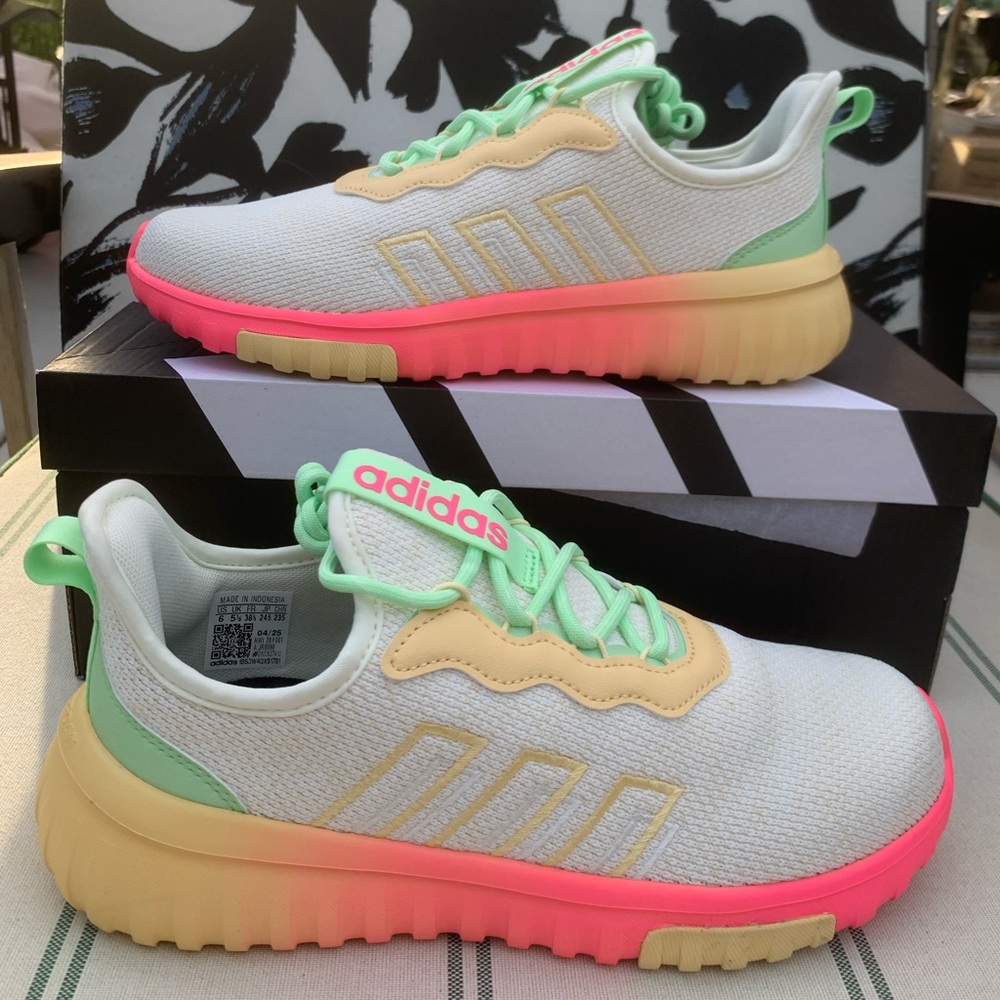 NWT Adidas Kaptain flow 2.0 Sneakers - Picture 2 of 7